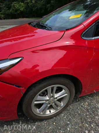 2018 Chevrolet Cruze LT Sedan 1SD - miniatura 26