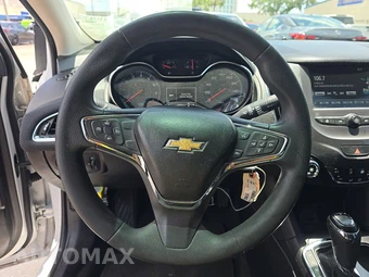 2018 Chevrolet Cruze LT Sedan 1SD - miniatura 10