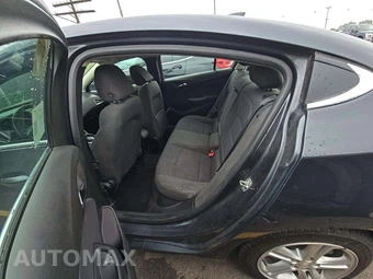 2018 Chevrolet Cruze LT Sedan 1SD - miniatura 13