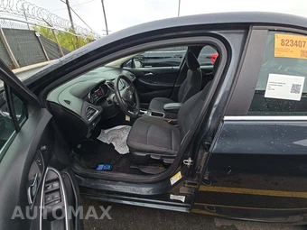 2018 Chevrolet Cruze LT Sedan 1SD - miniatura 6