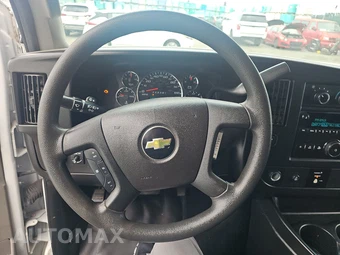 2018 Chevrolet Express 2500 Cargo Van 1WT 135.0" WB - miniatura 10