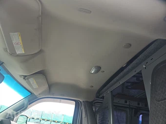 2018 Chevrolet Express 2500 Cargo Van 1WT 135.0" WB - miniatura 18