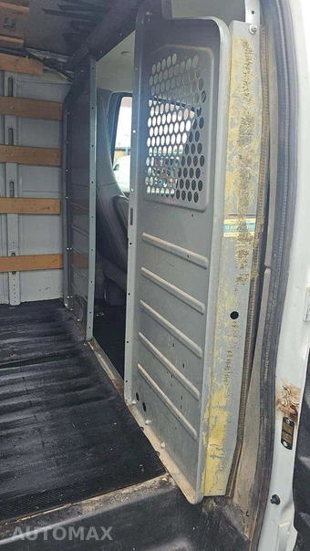 2018 Chevrolet Express 2500 Cargo Van 1WT 135.0" WB - miniatura 27