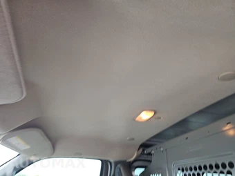2018 Chevrolet Express 2500 Cargo Van 1WT 135.0" WB – miniatura 16