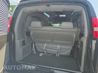 2018 Chevrolet Express 2500 Cargo Van 1WT 135.0" WB - miniatura 21