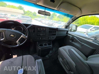 2018 Chevrolet Express 2500 Cargo Van 1WT 135.0" WB – miniatura 10