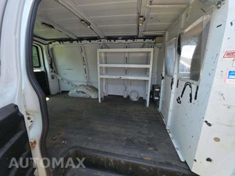 2018 Chevrolet Express 2500 Cargo Van 1WT 135.0" WB – miniatura 15