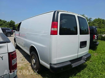 2018 Chevrolet Express 2500 Cargo Van 1WT 135.0" WB – miniatura 2