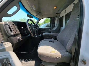 2018 Chevrolet Express 2500 Cargo Van 1WT 135.0" WB – miniatura 6