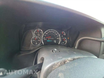 2018 Chevrolet Express 2500 Cargo Van 1WT 135.0" WB – miniatura 9