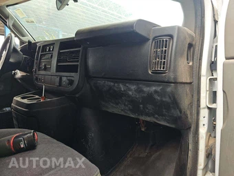2018 Chevrolet Express 2500 Cargo Van 1WT 135.0" WB - miniatura 19