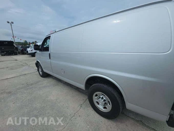 2018 Chevrolet Express 2500 Cargo Van 1WT 135.0" WB - miniatura 10
