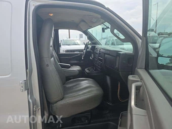 2018 Chevrolet Express 2500 Cargo Van 1WT 135.0" WB - miniatura 15