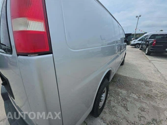 2018 Chevrolet Express 2500 Cargo Van 1WT 135.0" WB - miniatura 24