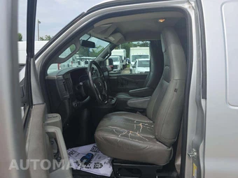 2018 Chevrolet Express 2500 Cargo Van 1WT 135.0" WB - miniatura 3