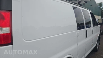 2018 Chevrolet Express 2500 Cargo Van 1WT 135.0" WB - miniatura 21