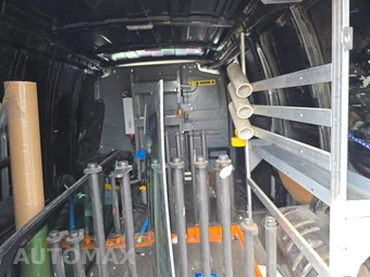 2018 Chevrolet Express 2500 Cargo Van 1WT 135.0" WB – miniatura 15
