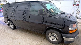 2018 Chevrolet Express 2500 Cargo Van 1WT 135.0" WB – miniatura 3
