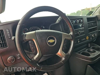 2018 Chevrolet Express 2500 Cargo Van 1WT 135.0" WB – miniatura 10