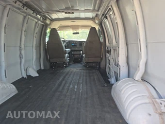2018 Chevrolet Express 2500 Cargo Van 1WT 135.0" WB – miniatura 15