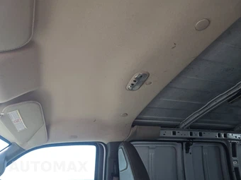 2018 Chevrolet Express 2500 Cargo Van 1WT 135.0" WB – miniatura 17