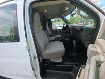 2018 Chevrolet Express 2500 Cargo Van 1WT 135.0" WB - miniatura 18