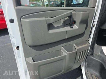2018 Chevrolet Express 2500 Cargo Van 1WT 135.0" WB - miniatura 34