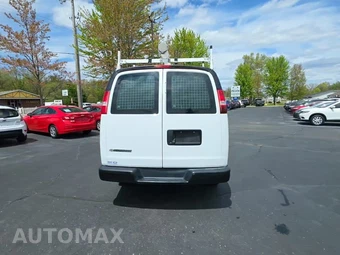 2018 Chevrolet Express 2500 Cargo Van 1WT 135.0" WB - miniatura 4