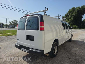 2018 Chevrolet Express 2500 Cargo Van 1WT 155.0" WB - miniatura 3