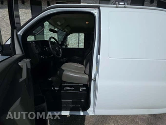 2018 Chevrolet Express 2500 Cargo Van 1WT 155.0" WB - miniatura 6
