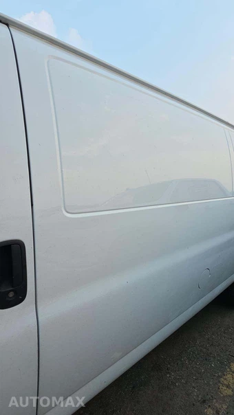 2018 Chevrolet Express 2500 Cargo Van 1WT 155.0" WB – miniatura 29