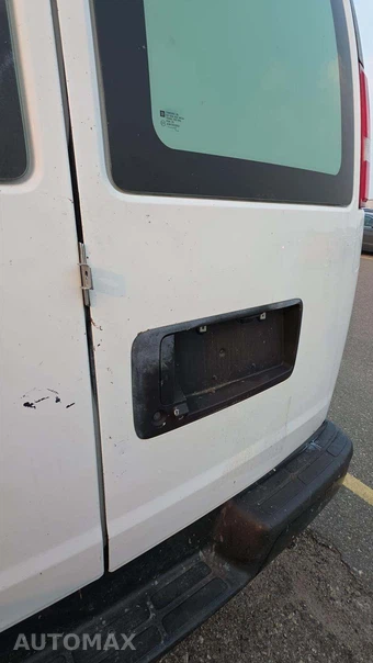 2018 Chevrolet Express 2500 Cargo Van 1WT 155.0" WB – miniatura 30