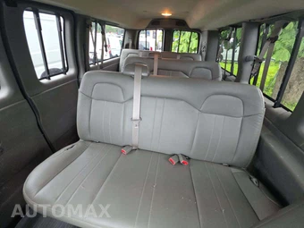 2018 Chevrolet Express 2500 Passenger Van LS 1LS 135.0" WB - miniatura 13