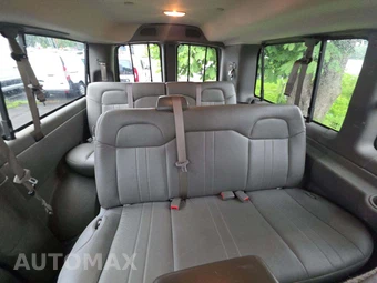 2018 Chevrolet Express 2500 Passenger Van LS 1LS 135.0" WB - miniatura 14