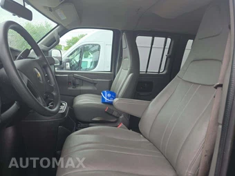 2018 Chevrolet Express 2500 Passenger Van LS 1LS 135.0" WB - miniatura 6