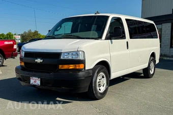 2018 Chevrolet Express 2500 Passenger Van LS 1LS 135.0" WB - miniatura 8