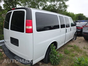 2018 Chevrolet Express 2500 Passenger Van LT 1LT 135.0" WB - miniatura 4