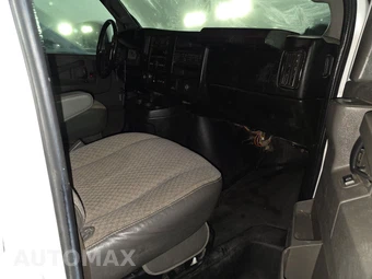 2018 Chevrolet Express 2500 Passenger Van LT 1LT 135.0" WB - miniatura 8