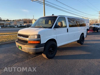 2018 Chevrolet Express 2500 Passenger Van LT 1LT 135.0" WB - miniatura 7