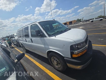 2018 Chevrolet Express 2500 Passenger Van LT 1LT 135.0" WB - miniatura 3