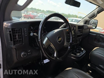 2018 Chevrolet Express 3500 Cargo Van 1WT 135.0" WB - miniatura 11