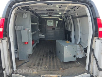 2018 Chevrolet Express 3500 Cargo Van 1WT 135.0" WB - miniatura 15