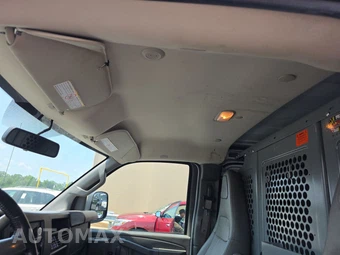 2018 Chevrolet Express 3500 Cargo Van 1WT 135.0" WB - miniatura 17