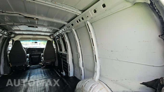2018 Chevrolet Express 3500 Cargo Van 1WT 155.0" WB – miniatura 19