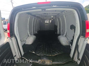 2018 Chevrolet Express 3500 Cargo Van 1WT 155.0" WB - miniatura 13