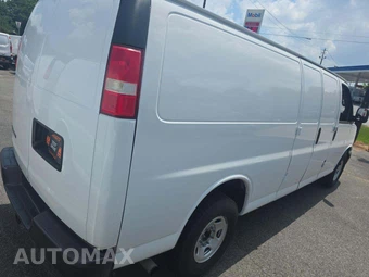 2018 Chevrolet Express 3500 Cargo Van 1WT 155.0" WB - miniatura 3