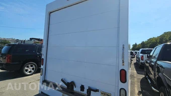 2018 Chevrolet Express 3500 Cutaway 1WT - miniatura 26