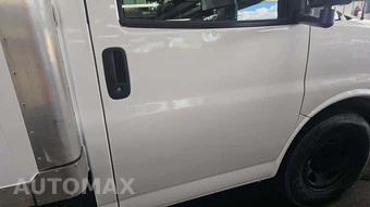 2018 Chevrolet Express 3500 Cutaway 1WT - miniatura 15