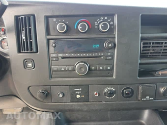 2018 Chevrolet Express 3500 Cutaway 1WT - miniatura 11
