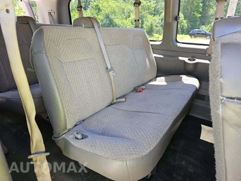 2018 Chevrolet Express 3500 Passenger Van LT 1LT 155.0" WB - miniatura 10